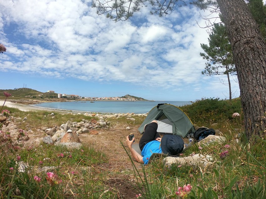 Kampovanje na obali Atlantskog okeana