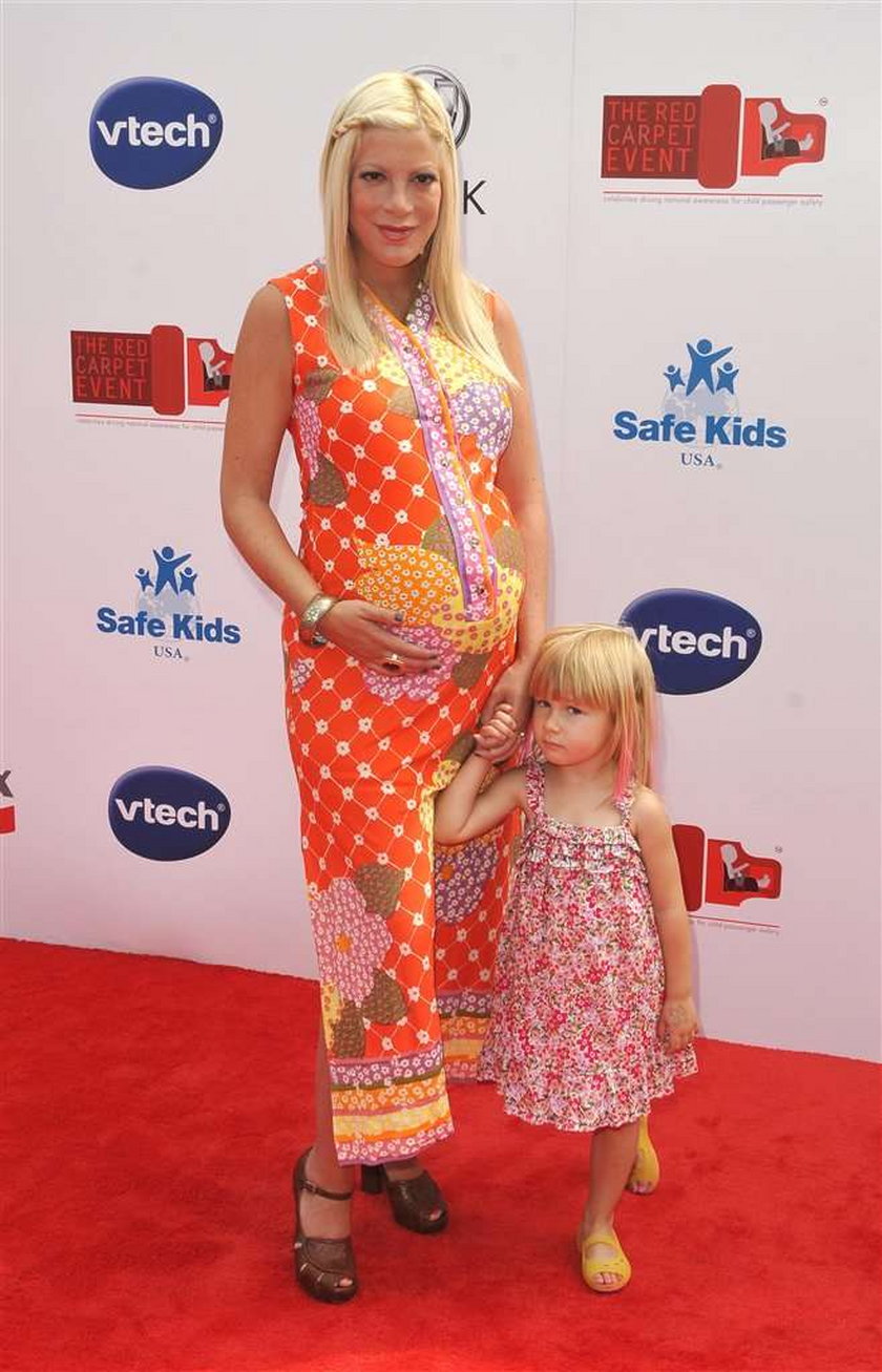 Tori Spelling urodziła córkę