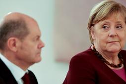 Olaf Scholz i Angela Merkel