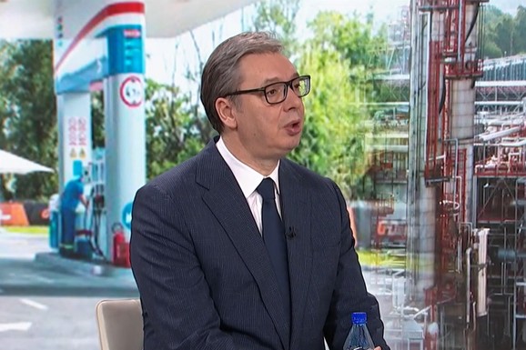 "PREGOVORI SE BLIŽE KRAJU" Vučić o NIS-u: "Do ponedeljka, najkasnije do utorka očekujem da ćemo obaviti trilateralne sastanke"