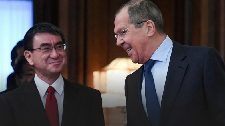 Russian Foreign Minister Sergei Lavrov (R) met his Japanese counterpart Taro Kono for the first time since they agreed last year to increase efforts to sign a treaty to formally end WWII