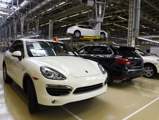 Rosną przychody Porsche. Model Panamera wyciąga koncern z kryzysu