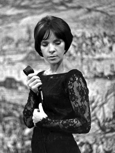 Sława Przybylska śpiewa w teleturnieju '700-lecie Warszawy'