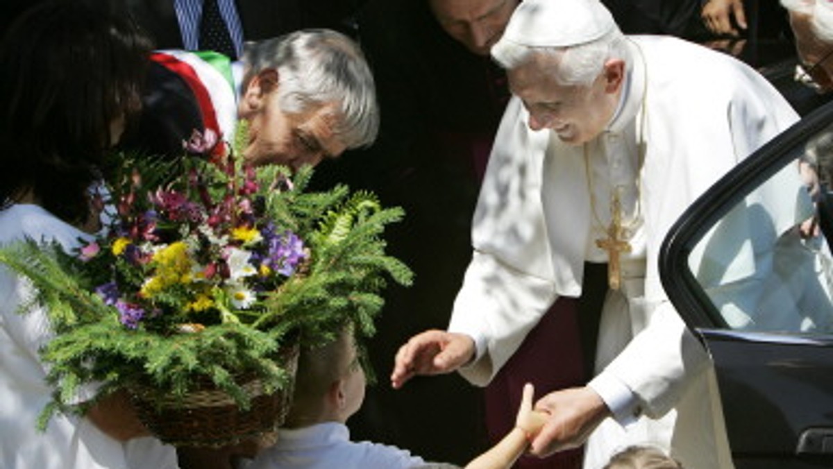 VATICAN-POPE-HOLIDAYS