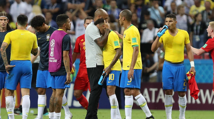 Thierry Henry szíve megesett Neymaron /Fotó: Prodmedia-Red Dot