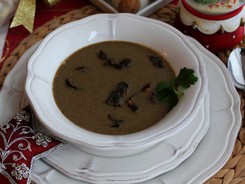 Jak zrobić zupę grzybową, idealną na Boże Narodzenie [PRZEPIS]