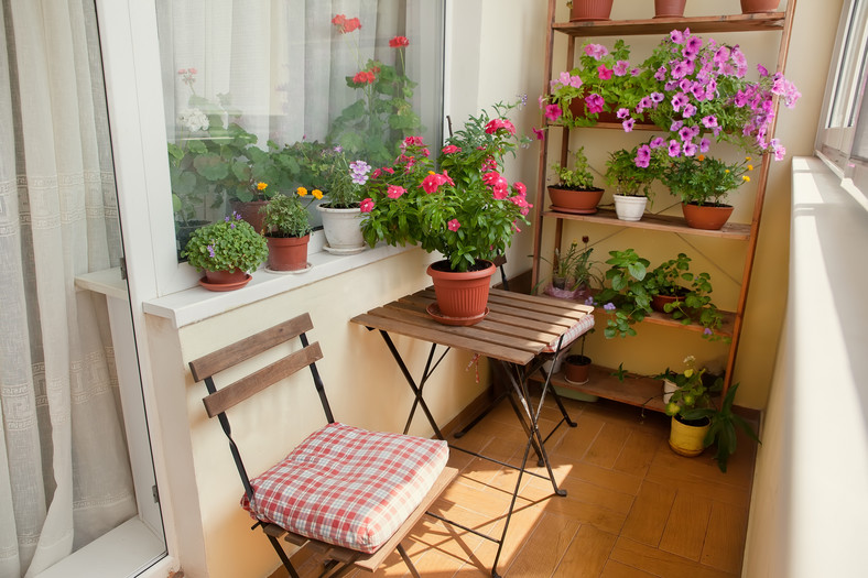 Sprytne rozwiązania na mały balkon