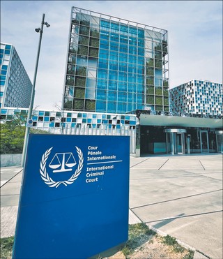 Trump chce sankcji wobec MTK