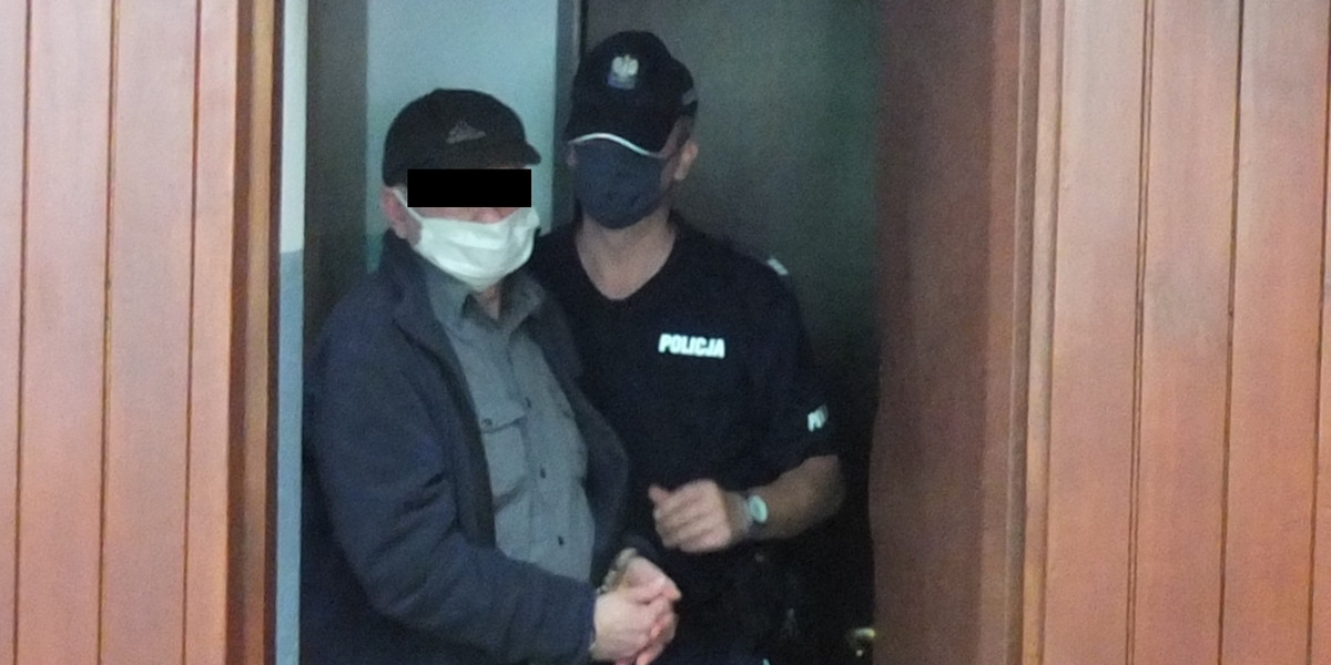 Proboszcz z parafii w Kurowie skazany za wysyłanie zdjęć przyrodzenia 14-latce.