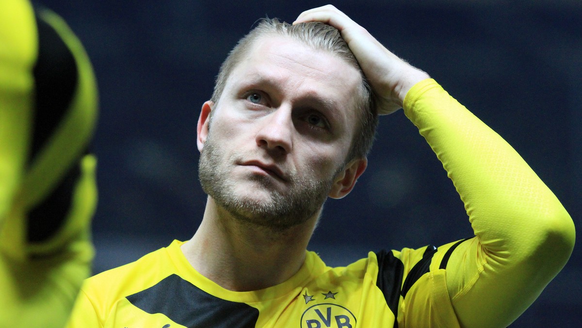 Jakub Błaszczykowski nie znalazł się w kadrze Borussii Dortmund na sobotnie spotkanie z Bayerem Leverkusen. Pomocnik reprezentacji Polski opuści mecz z Aptekarzami z powodu przeziębienia.