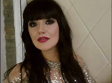 FOTOGRAFIJA RASPLAKALA  JAVNOST: Pevačica otkriva NEISPRIČANU ISTINU o prijateljstvu i poslednjim danima sa Jelenom Marjanović (FOTO)