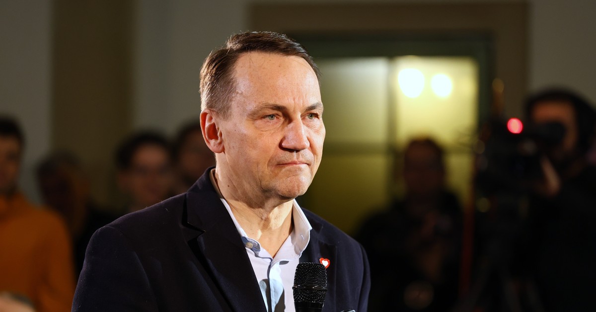 Do Białego Domu zaprasza prezydent USA, z którym prezydent Nawrocki ma uprzywilejowane stosunki. Szef MSZ zabiera głos