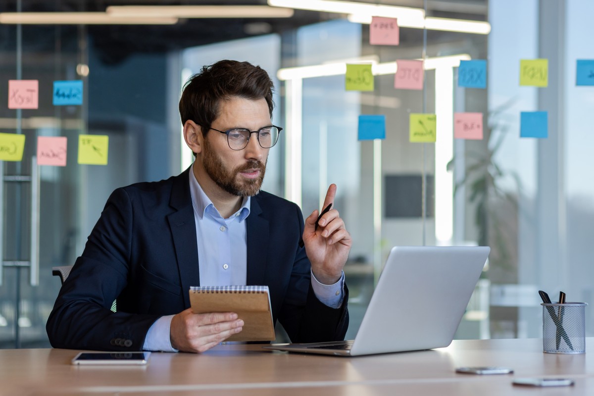 Masz JDG i myślisz o spółce z o.o.? Zobacz, jakie będą skutki przekształcenia i koszty