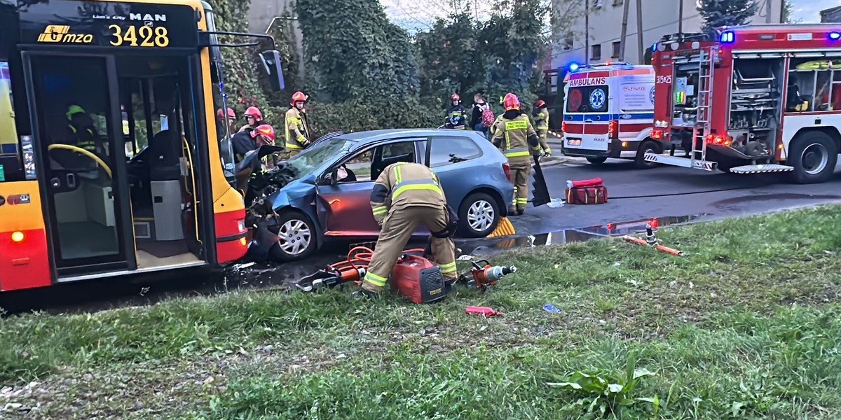 Wypadek na warszawskim Targówku. 