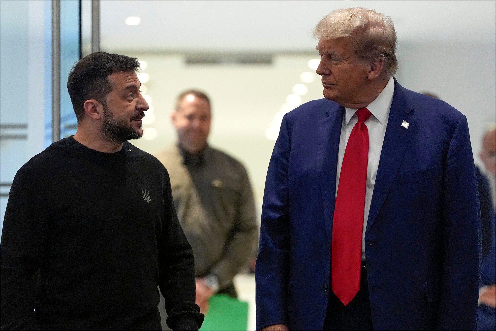 Republikánsky prezidentský kandidát Donald Trump a ukrajinský prezident Volodymyr Zelenskyj.