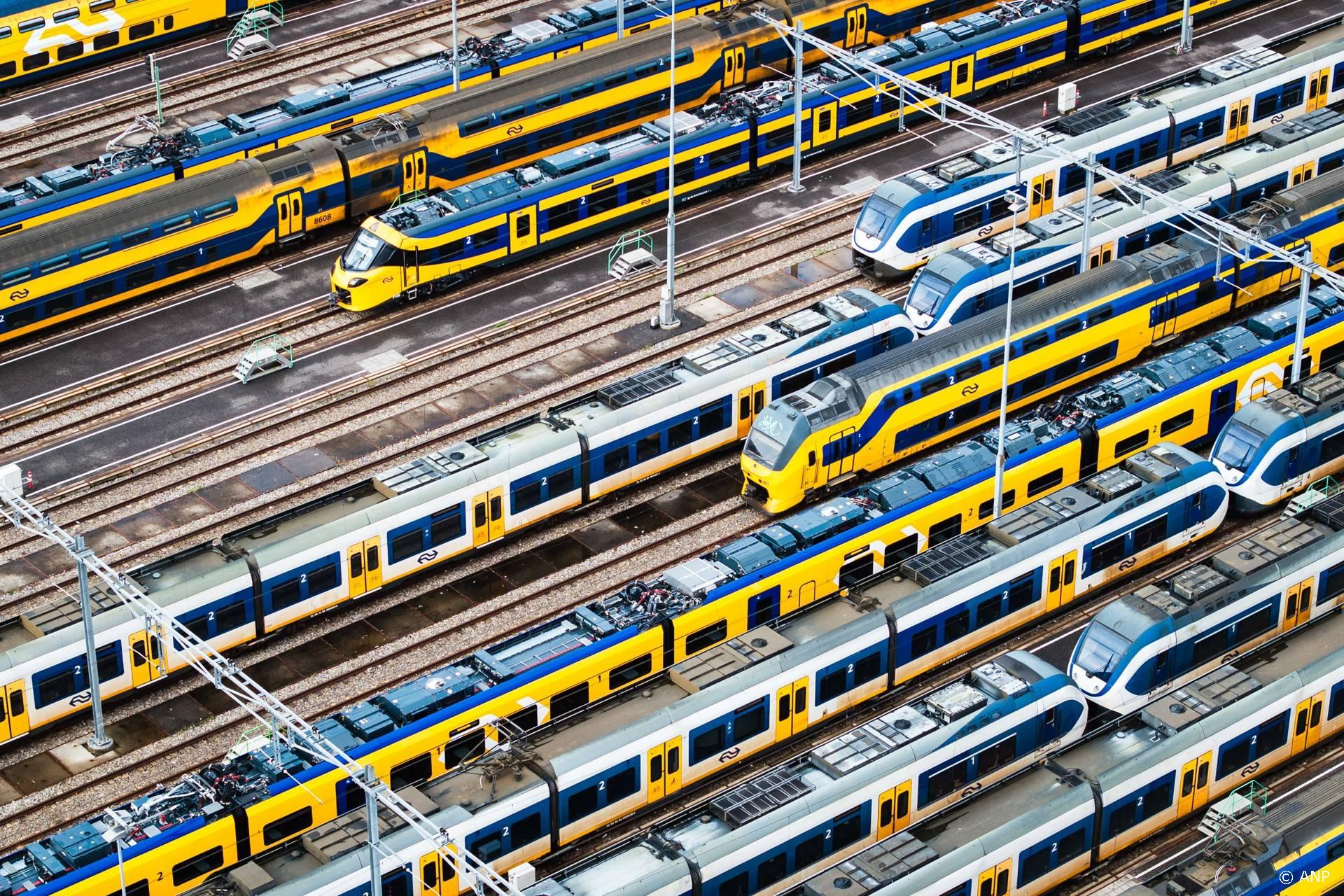 Treinverstoringen door hitte: Amsterdam-Schiphol getroffen