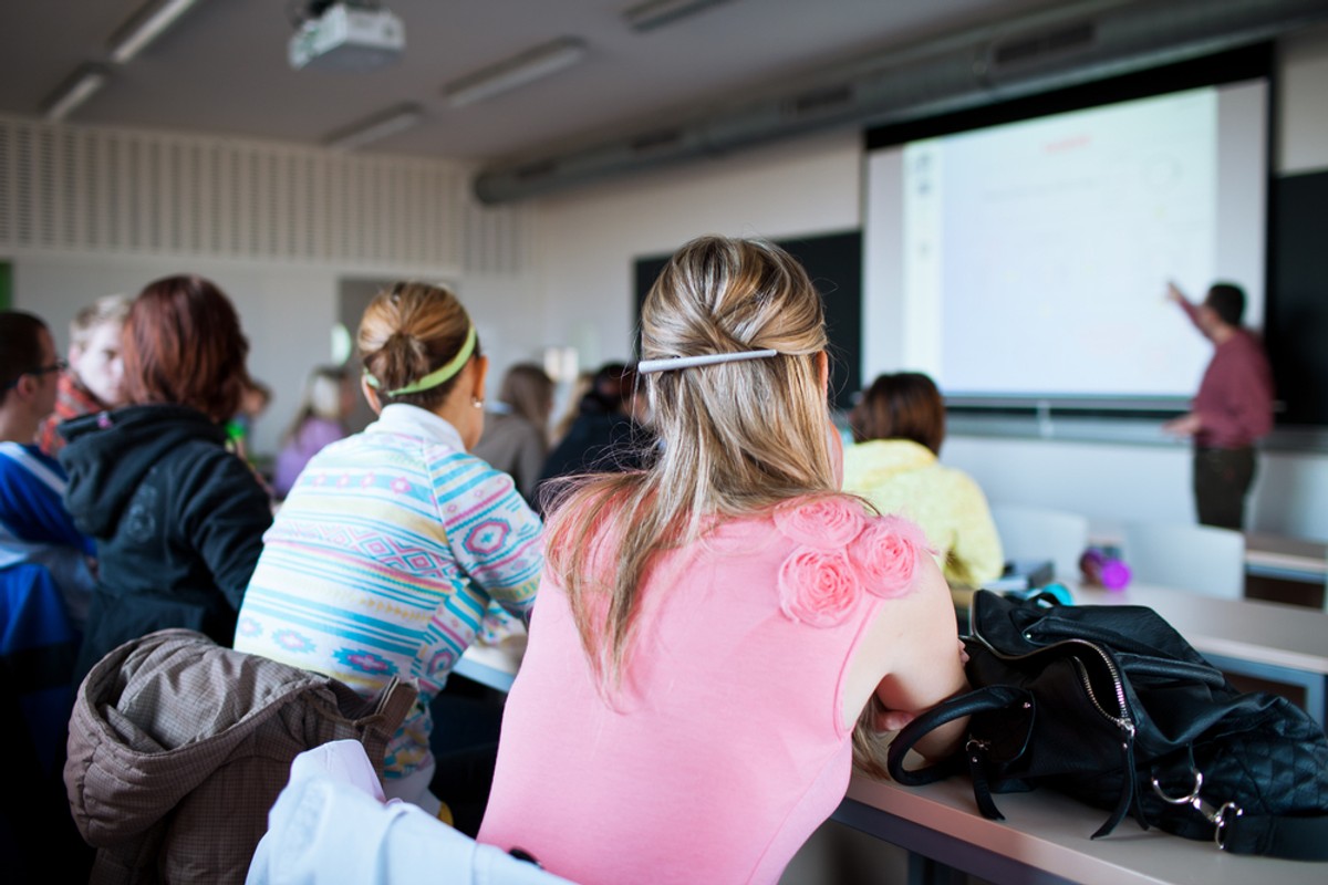Mniej niż połowa polskich firm chce współpracować z edukacją. Na tle Europy wypadamy blado