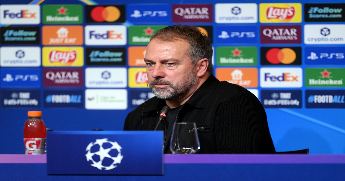 Flick-explota-contra-la-FIFA-por-excluir-a-Raphinha-del-mejor-once