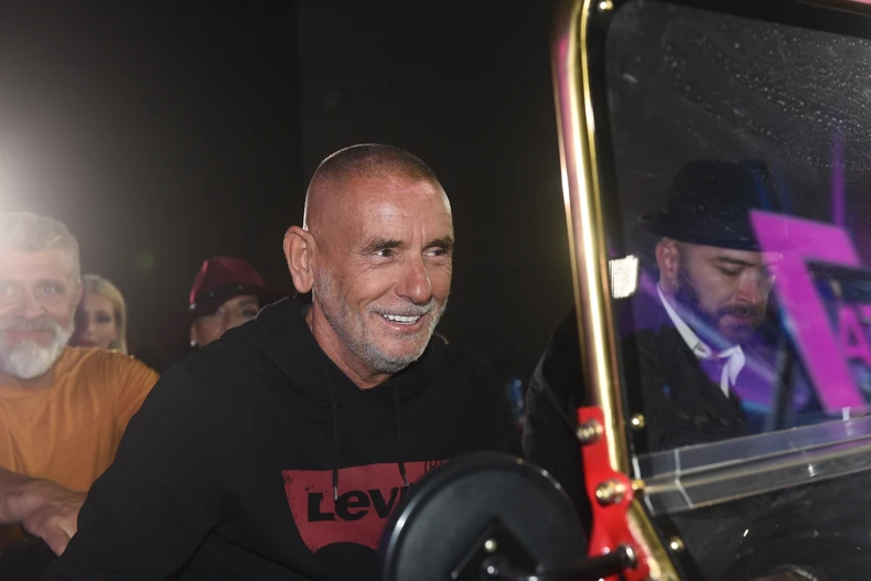 Komšije i prijatelji Lepog Miće o razlozima njegovog učešća u rijalitiju: Zameraju mu što brani Aneli