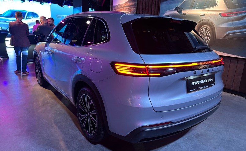 Geely Starray EM-i