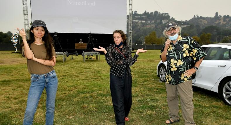 The US premiere of Nomadland was greeted by raucous honking horns and flashing headlights at a drive-in screening in Pasadena, on the outskirts of Los Angeles