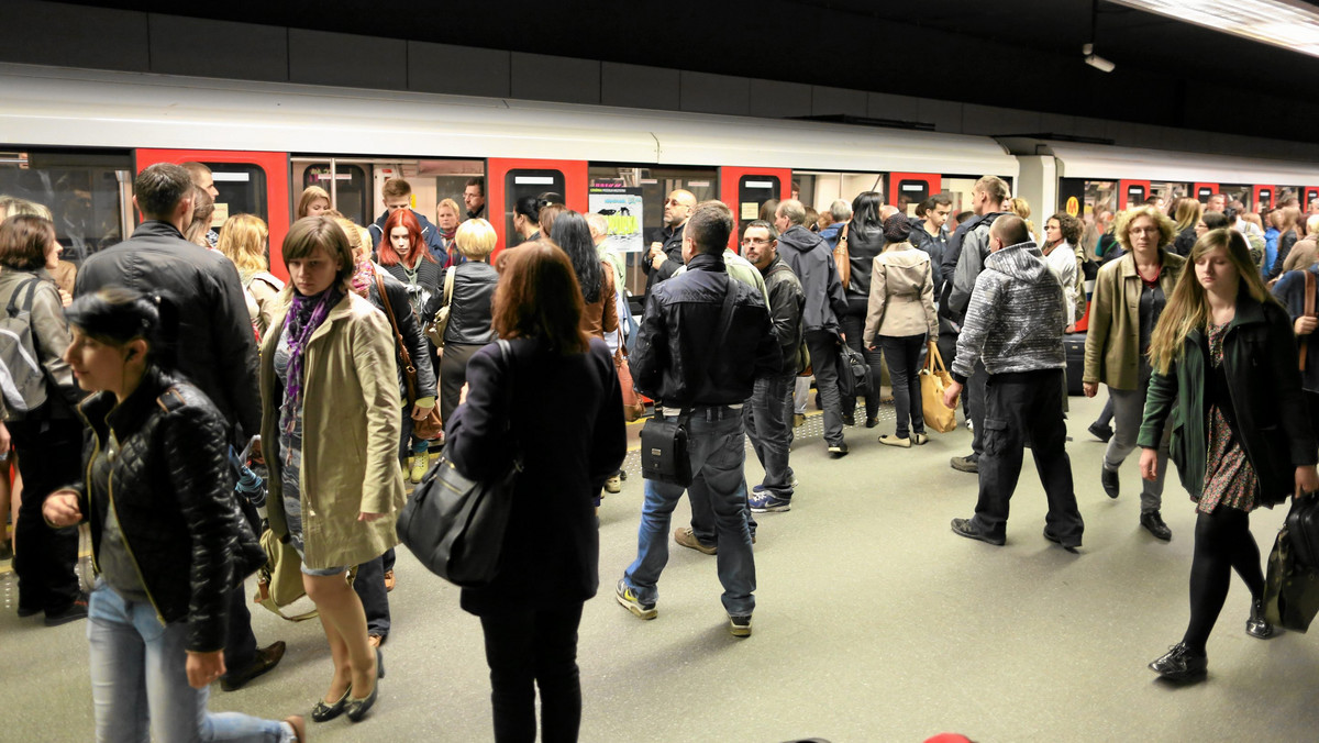 Kolejne miasto, po Warszawie, będzie miało metro? Ranking najdziwniejszych miejsc wakacyjnych. W których krajach studenci płacą najwięcej? Przeczytaj środowy TOP5.