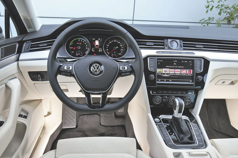 Hybryda zamiast diesla - Volkswagen Passat GTE