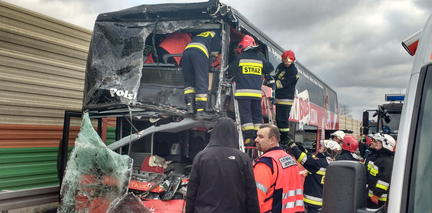 Tragiczny wypadek Polskiego Busa. Nie żyje jego kierowca