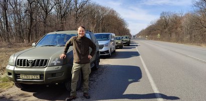 Radosław Sikorski na froncie. Polityk zabrał ze sobą niezwykłe dary