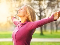 Tej wiosny możemy mieć problemy z produkcją odpowiedniej ilości witaminy D. Jak pomóc organizmowi?