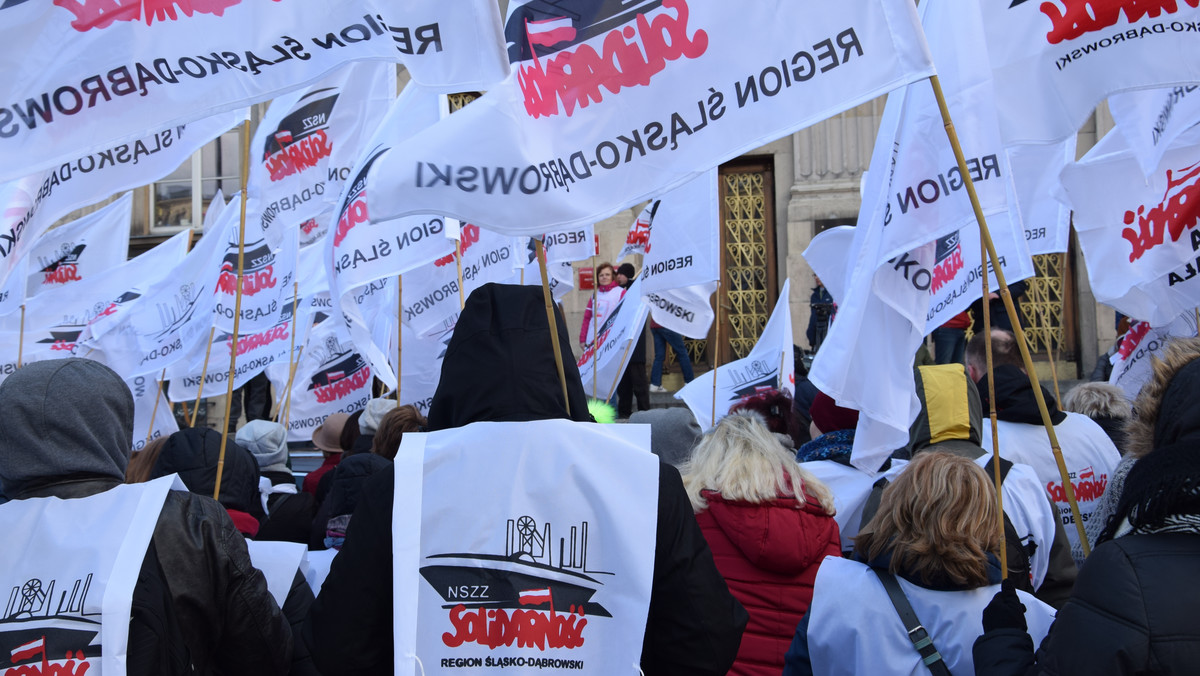 Katowice: demonstracja oświatowej "Solidarności"