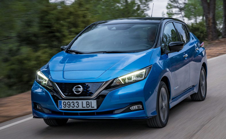 Nissan LEAF ostro tanieje w Polsce. Japończycy idą na