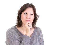 Ale NEWS! Zbadano, jak problemy emocjonalne łączą się z wiarą w teorie spiskowe...