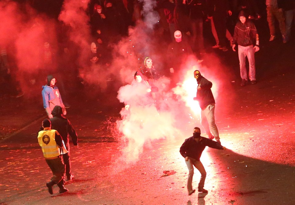 WARSZAWA MARSZ NIEPODLEGŁOŚCI 2014 NARODOWCY (zamieszki na Rondzie Waszyngtona)