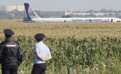 Ponad 70 rannych po awaryjnym lądowaniu w Rosji. Premier: Piloci zostaną odznaczeni [WIDEO]