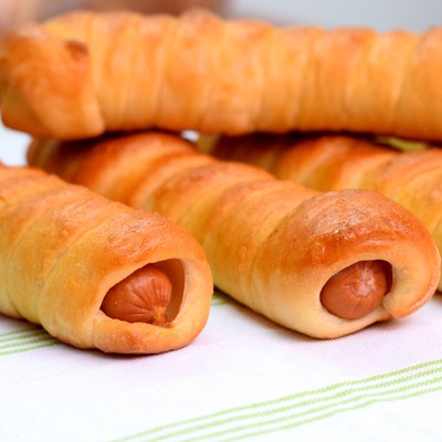 Tésztába göngyölt virslik avagy a modern "hot-dog"