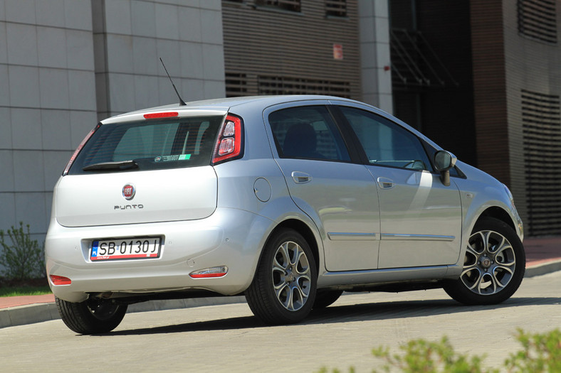 Fiat Punto 1.3 M-Jet: kropka nowego formatu