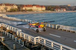 ladowanie-samolot-molo-sopot-lukasz-czepiela-carbon-cub