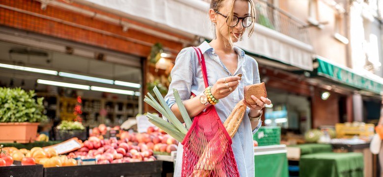 Jakość produktów nie jest na 1. miejscu. Oto, jak inflacja wpłynęła na zwyczaje zakupowe Polaków