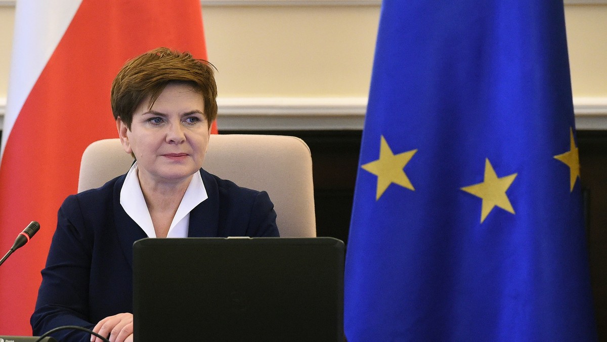 Premier Beata Szydło wyasygnowała 5 mln zł na wykup siedziby Centrum Badań Kosmicznych PAN (CBK PAN) w Warszawie. Informację przekazał dziś resort nauki, wcześniej napisał o sprawie na Twitterze szef resortu, wicepremier Jarosław Gowin.