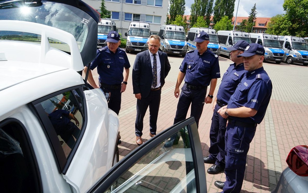 Nowe nieoznakowane radiowozy w kujawsko-pomorskim
