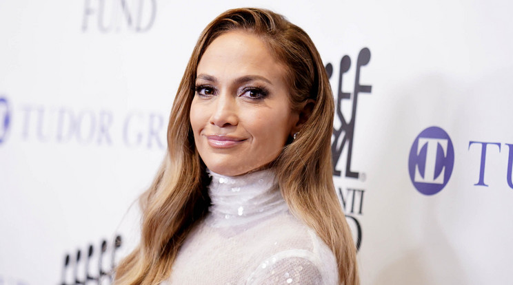 Jennifer Lopez megmutatta izmos fenekét és kidolgozott hasát /Fotó: Northfoto