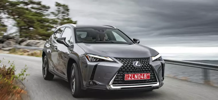 Lexus UX - hybrydowy crossover