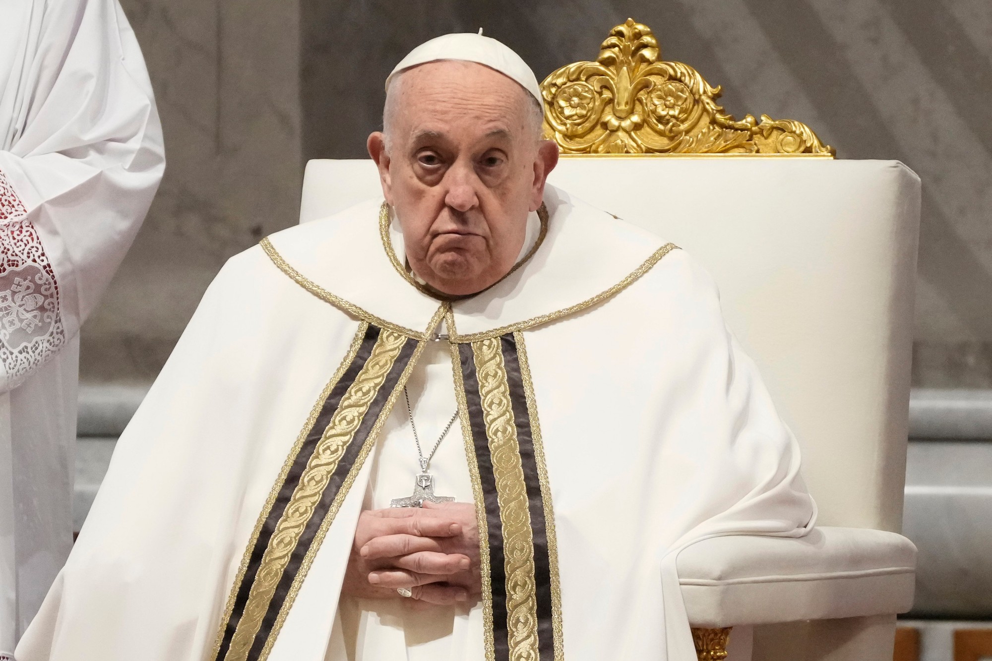 Pápež František počas svätej omše v Bazilike sv. Petra vo Vatikáne.