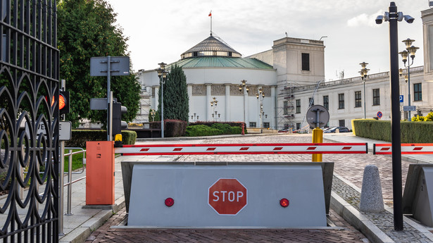 Ustawa okołobudżetowa: Sejm odrzucił większość poprawek Senatu