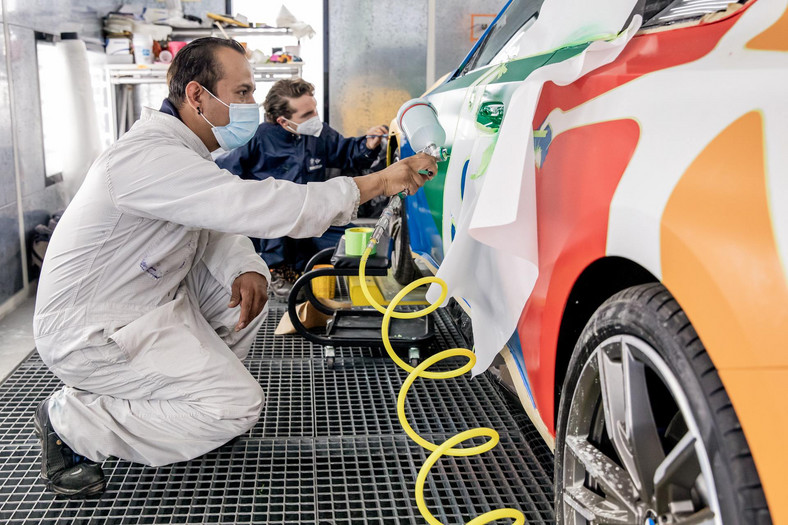Unikatowe BMW M240i xDrive Coupe stworzone z okazji rozpoczęcia produkcji w Meksyku