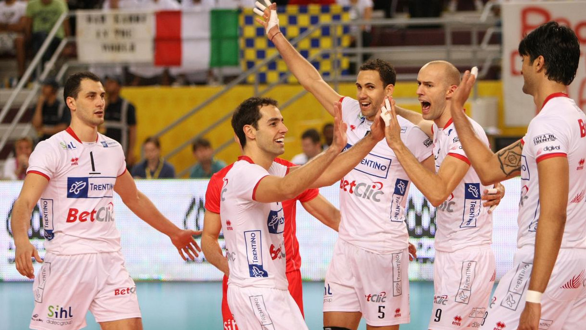 Trentino Volley będzie rywalem Skry Bełchatów w meczu o klubowe mistrzostwo świata w siatkówkę. W drugim półfinale nie było niespodziankę i aktualni mistrzowie globu pewnie pokonali irański Paykan Teheran 3:0.