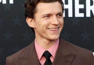 Tom Holand glumiće Romea u predstavi Romeo i Julija