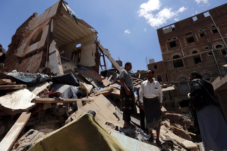 JEMEN. Naloty na zbuntowane miasto Sana