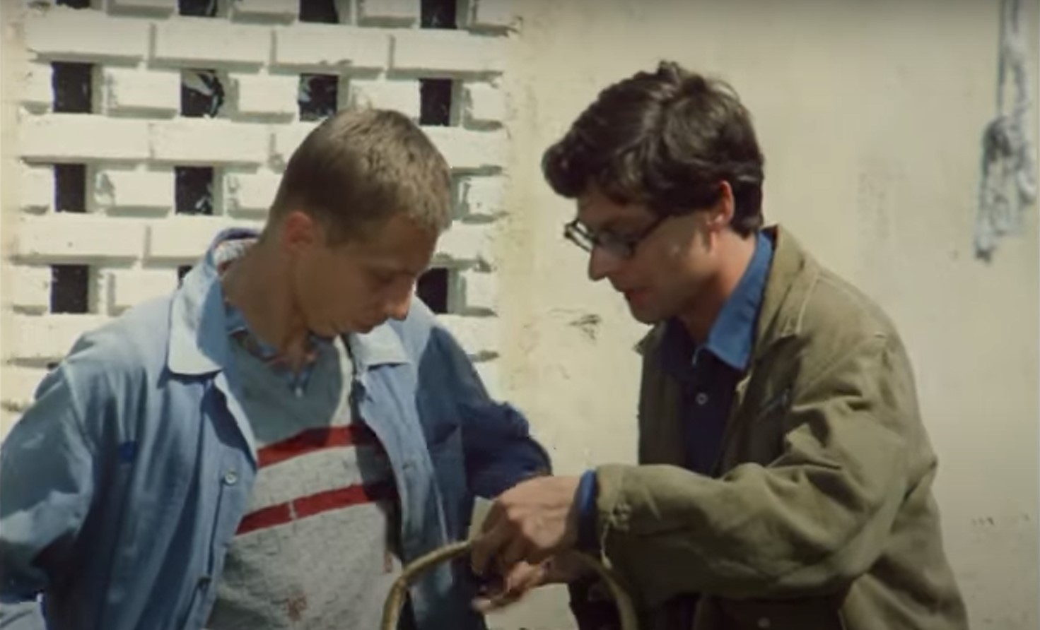 Jan Hartl v kultovom filme Vesničko má středisková.